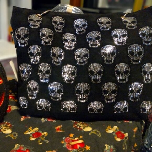 Rhinestone Multi Skull Large Handbag - Picture 1 of 9